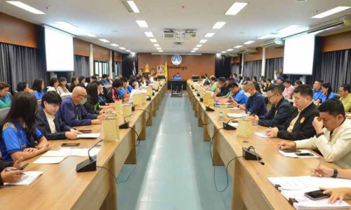 ปศุสัตว์ลำพูนเข้าร่วมประชุมชี้แจงแนวทางการจัดทำแผนพัฒนาจังหวัด/กลุ่มจังหวัด พ.ศ. 2566 - 2570 ฉบับทบทวน ประจำปีงบประมาณ พ.ศ. 2570